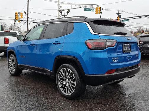 2022 Jeep Compass LIMITED