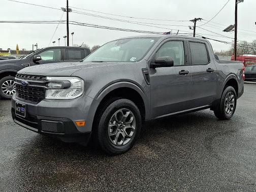 CARBONIZED GRAY METALLIC 2023 Ford Maverick XLT