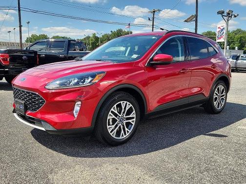 2022 Ford Escape SEL