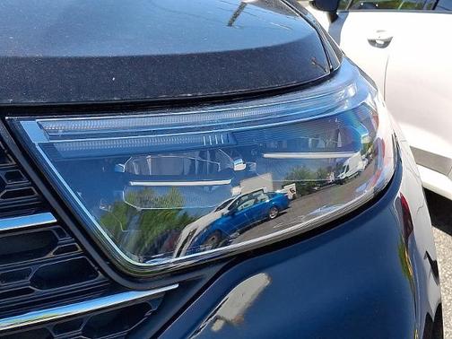 AGATE BLACK METALLIC 2022 Ford Explorer XLT