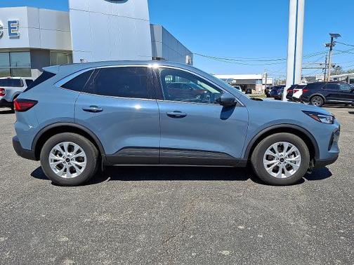 VAPOR BLUE METALLIC 2023 Ford Escape ACTIVE