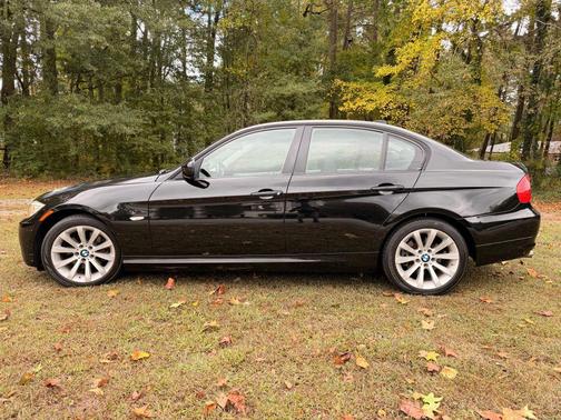 2011 BMW 328 328i Sedan 4D