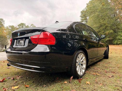 2011 BMW 328 328i Sedan 4D
