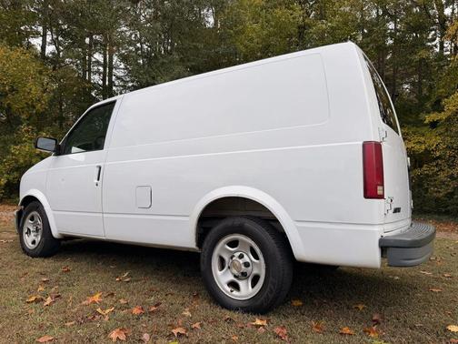 2005 Chevrolet Astro Base