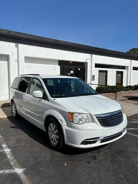 2014 Chrysler Town & Country Touring