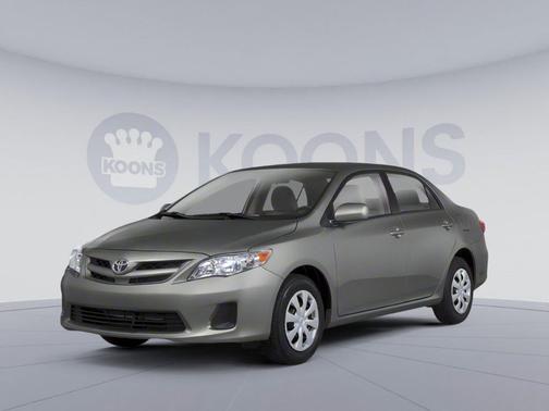 Magnetic Gray Metallic 2013 Toyota Corolla LE