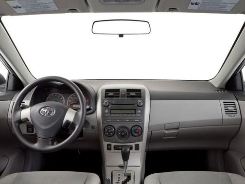 Magnetic Gray Metallic 2013 Toyota Corolla LE