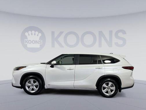 2023 Toyota Highlander Hybrid LE