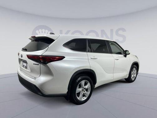 2023 Toyota Highlander Hybrid LE