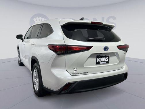2023 Toyota Highlander Hybrid LE