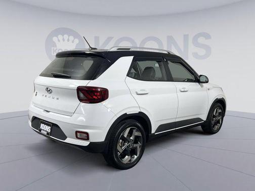 2023 Hyundai VENUE Limited