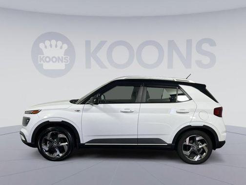 2023 Hyundai VENUE Limited