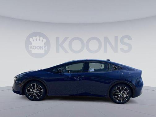 2025 Toyota Prius XLE