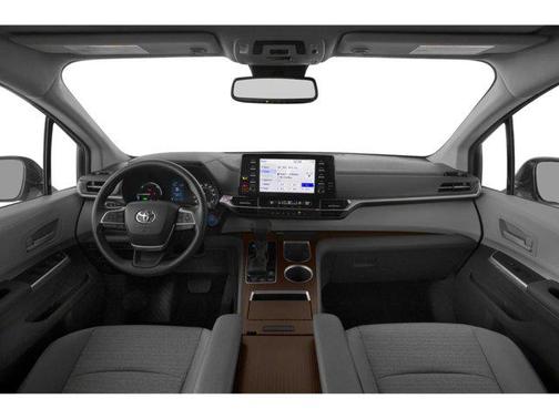2025 Toyota Sienna LE