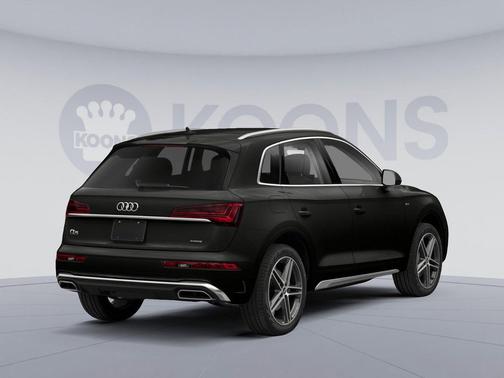 Mythos Black Metallic 2021 Audi Q5 Premium 55 TFSI e quattro S tronic
