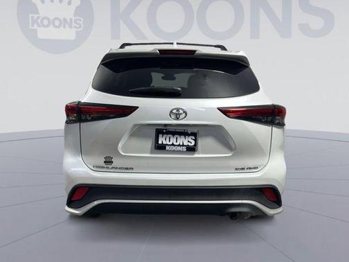2023 Toyota Highlander XSE
