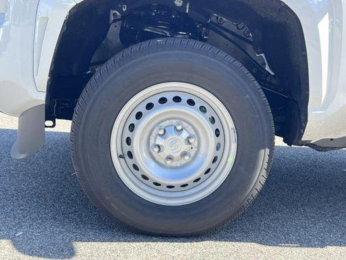 2025 Toyota Tacoma SR