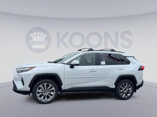 2025 Toyota RAV4 XLE Premium