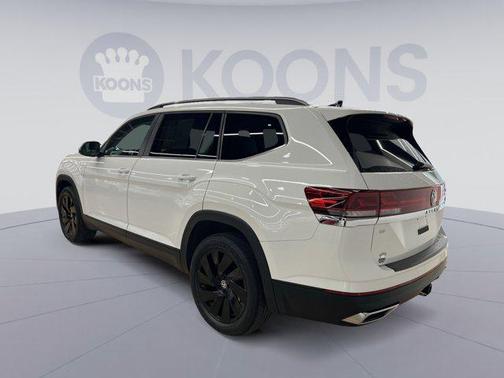 2025 Volkswagen Atlas 2.0T SE w/Technology 4MOTION