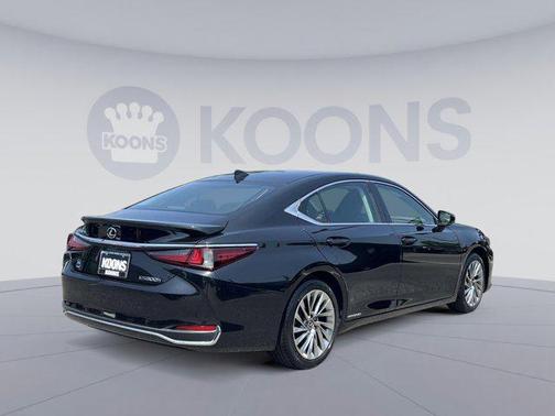 2020 Lexus ES 300h Luxury