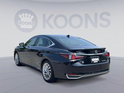 2020 Lexus ES 300h Luxury