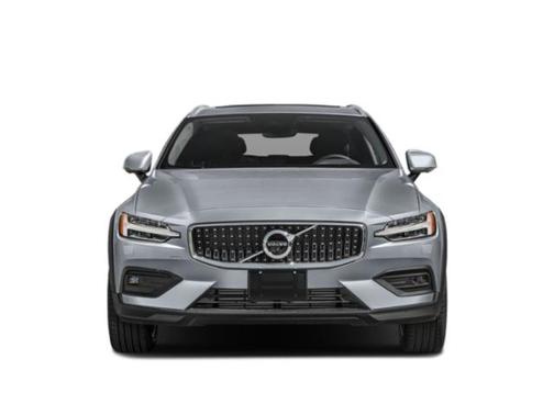 Pebble Grey Metallic 2020 Volvo V60 Cross Country T5