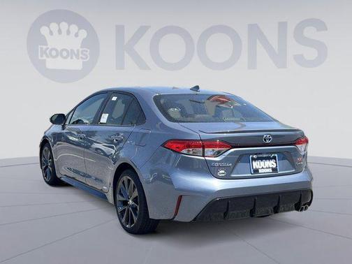 2025 Toyota Corolla Hybrid SE
