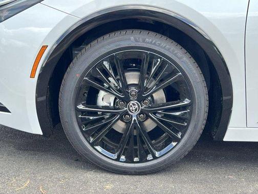 2025 Toyota Prius L