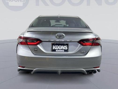 Celestial Silver Metallic 2023 Toyota Camry SE