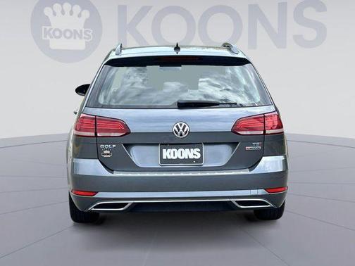 2018 Volkswagen Golf SportWagen TSI S