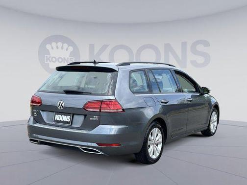 2018 Volkswagen Golf SportWagen TSI S