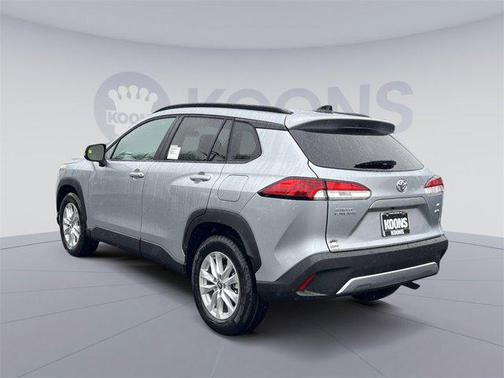 2025 Toyota Corolla Cross LE