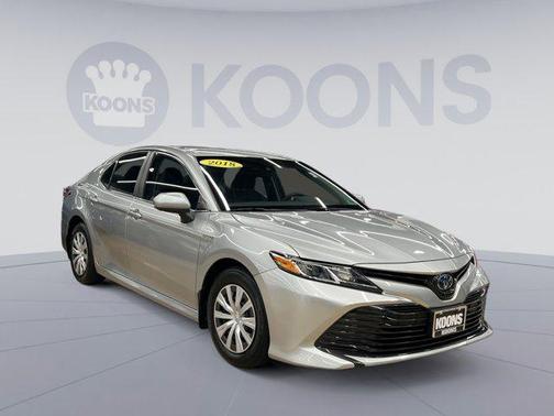 2018 Toyota Camry Hybrid LE