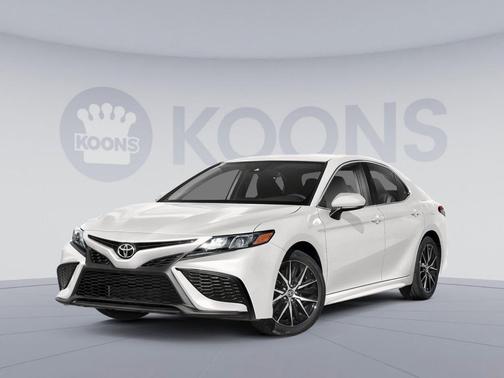White 2022 Toyota Camry SE