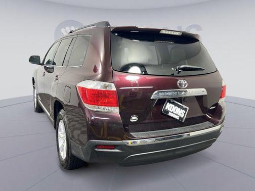 2013 Toyota Highlander SE