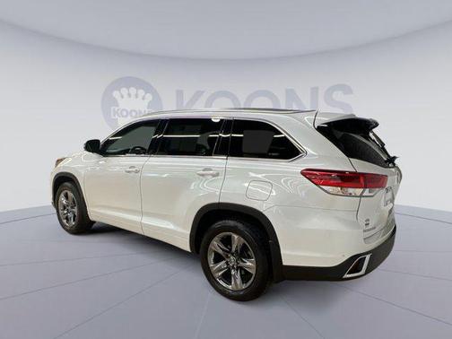 2019 Toyota Highlander Limited Platinum