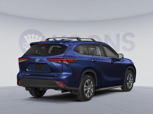 2023 Toyota Highlander Hybrid XLE