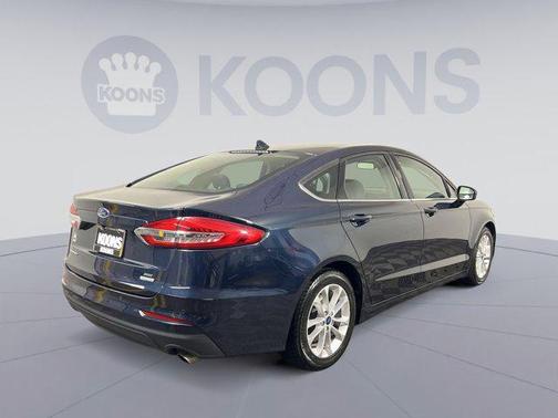2020 Ford Fusion SE