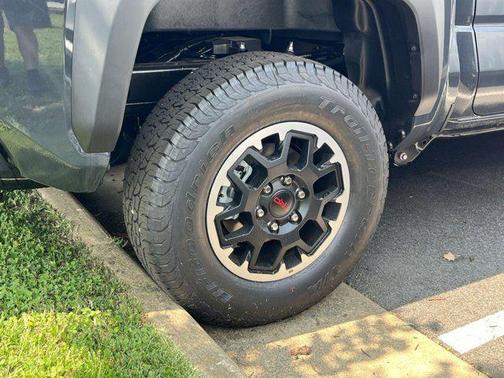 2025 Toyota Tacoma TRD Off Road