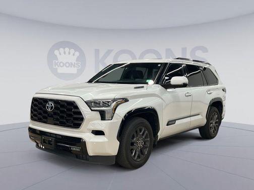 2023 Toyota Sequoia SR5