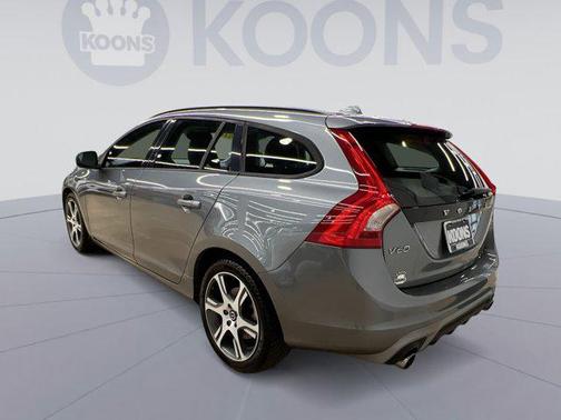 2018 Volvo V60 T5 Dynamic