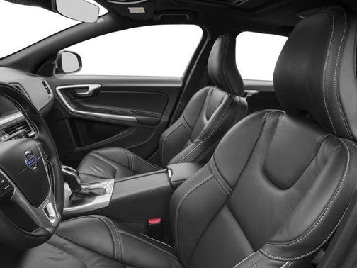 2018 Volvo V60 T5 Dynamic