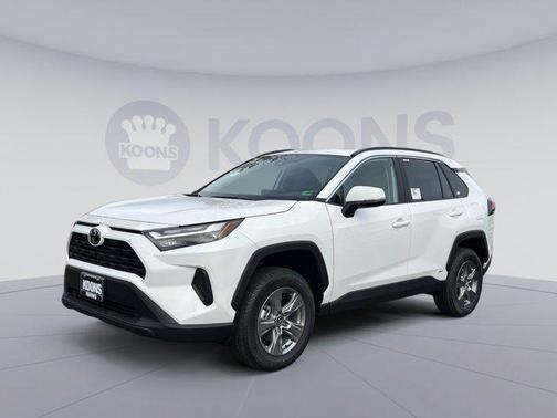 2025 Toyota RAV4 Hybrid XLE