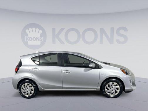 2015 Toyota Prius c Two