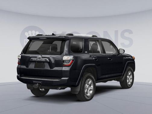 Midnight Black Metallic 2022 Toyota 4Runner SR5