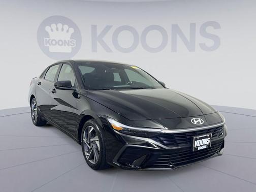 Abyss Black 2025 Hyundai ELANTRA Sport