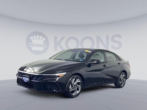 Abyss Black 2025 Hyundai ELANTRA Sport