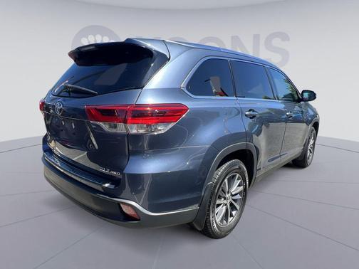 Shoreline Blue Pearl 2019 Toyota Highlander XLE