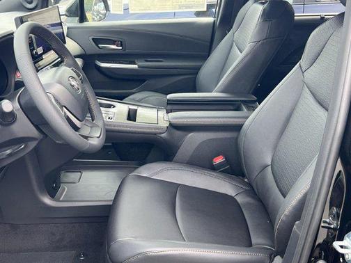2025 Toyota Sienna Woodland Edition
