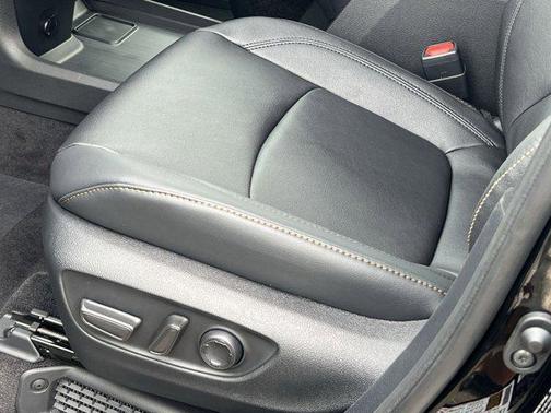 2025 Toyota Sienna Woodland Edition